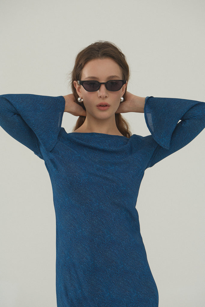 Slim 90s-style sunglasses for small face